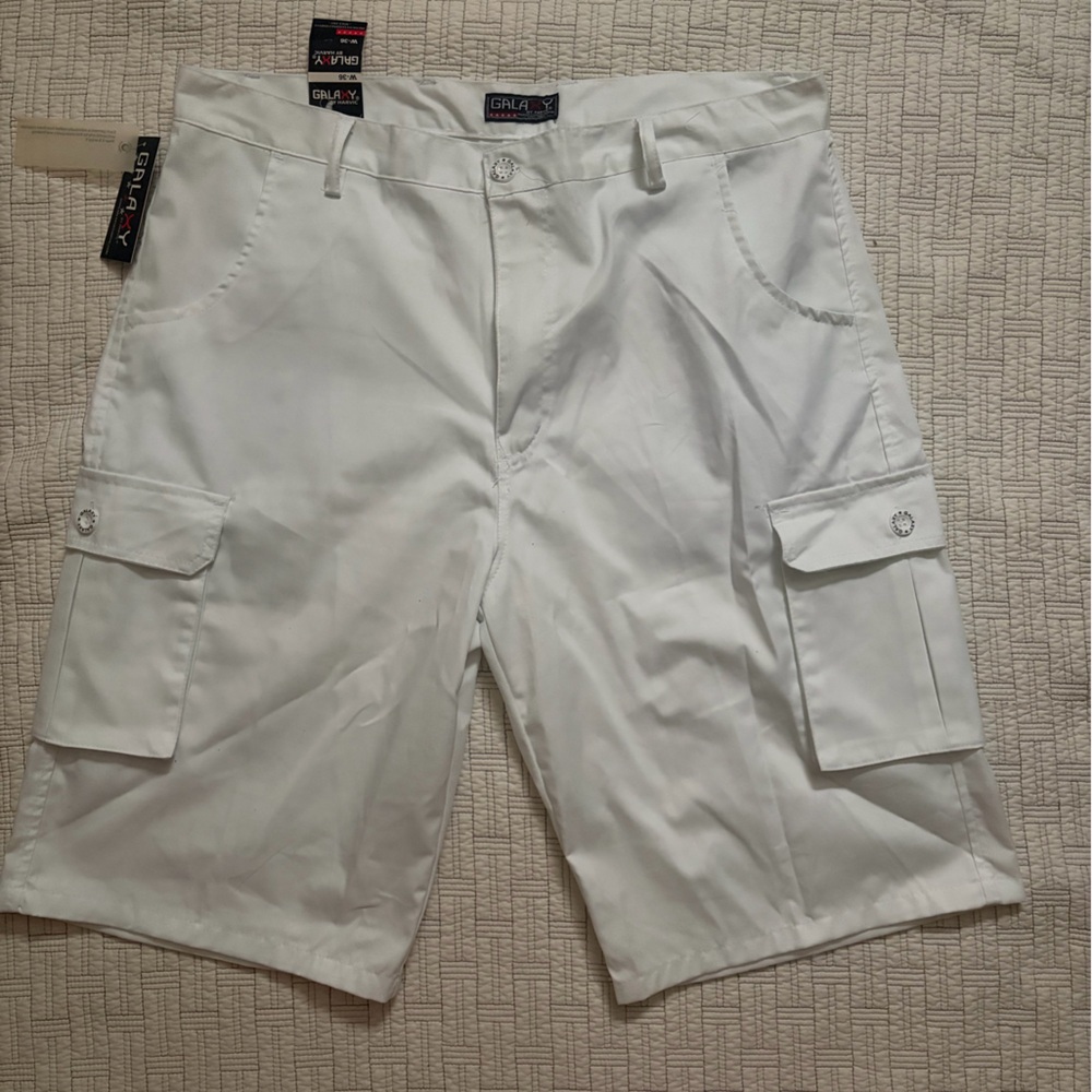 Galaxy By Harvic Men's White Cargo Shorts  size 36